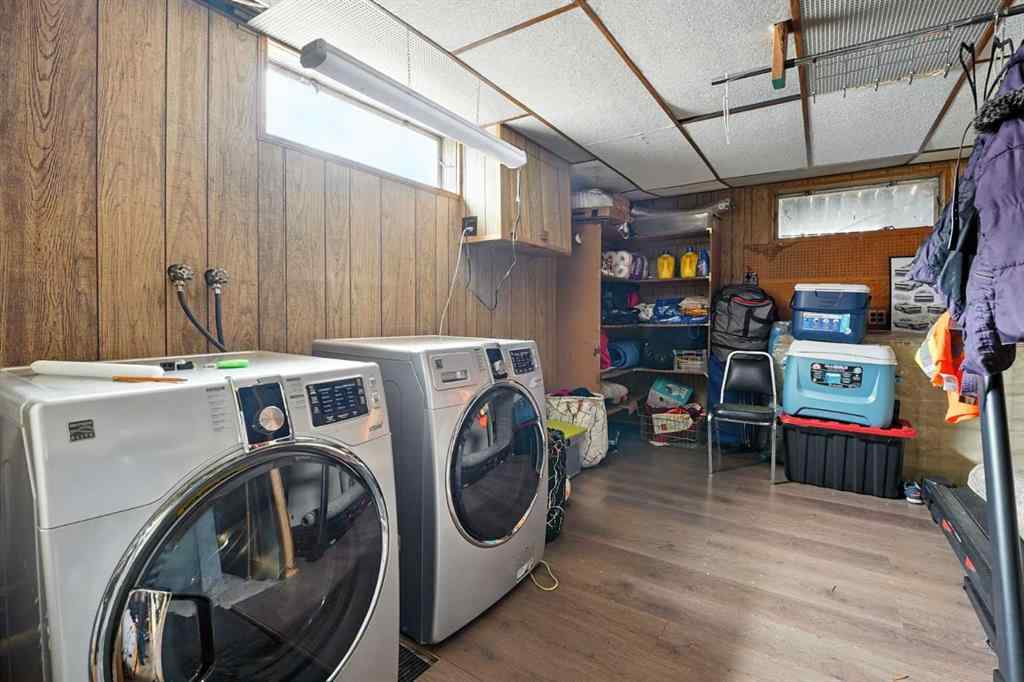 MLS® A2250145 - 3209 Doverville Crescent SE in Dover Calgary, Residential