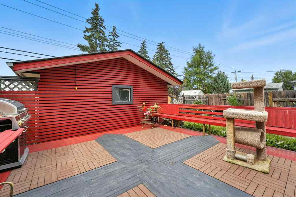 MLS® A2250145 - 3209 Doverville Crescent SE in Dover Calgary, Residential