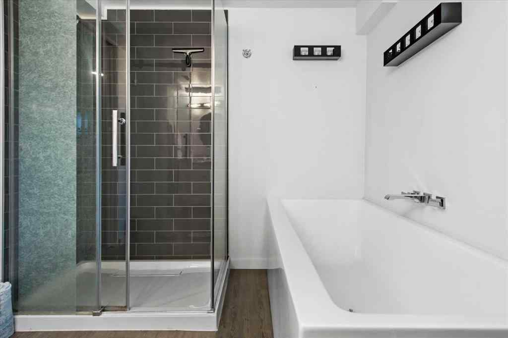 MLS® A2250152 - 527 29 Street NW in Parkdale Calgary, Residential