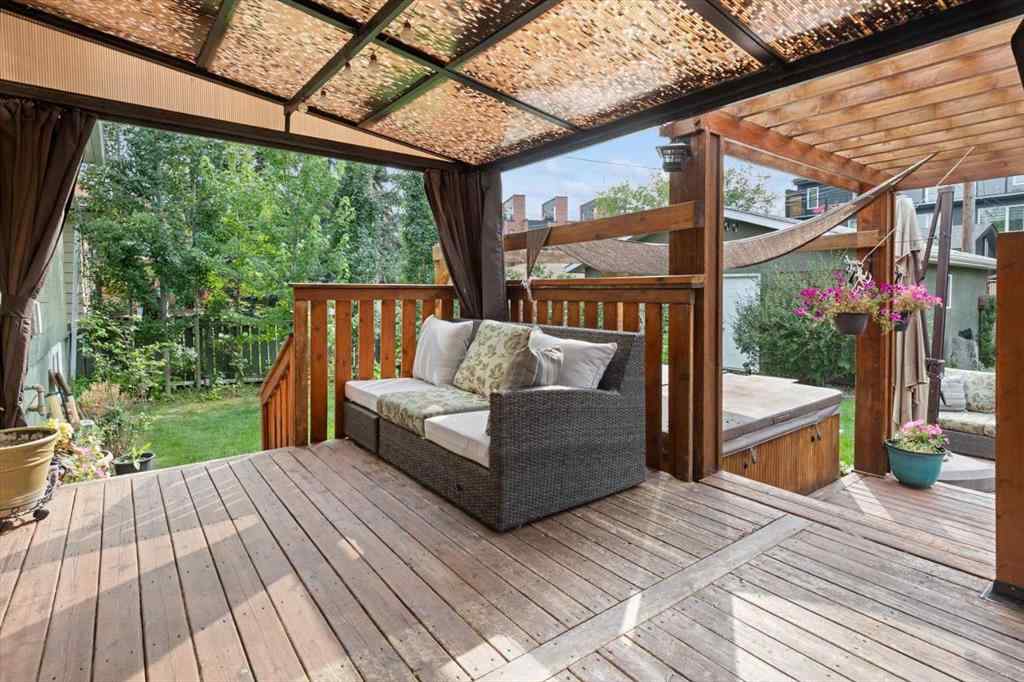 MLS® A2250152 - 527 29 Street NW in Parkdale Calgary, Residential