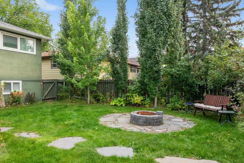 MLS® A2250152 - 527 29 Street NW in Parkdale Calgary, Residential