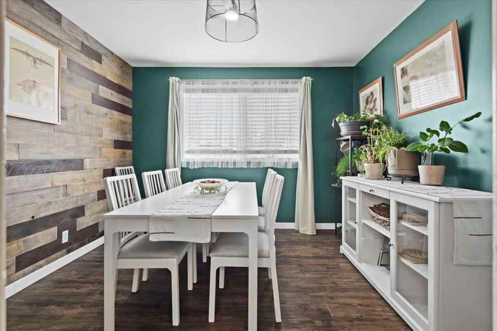 MLS® A2250152 - 527 29 Street NW in Parkdale Calgary, Residential