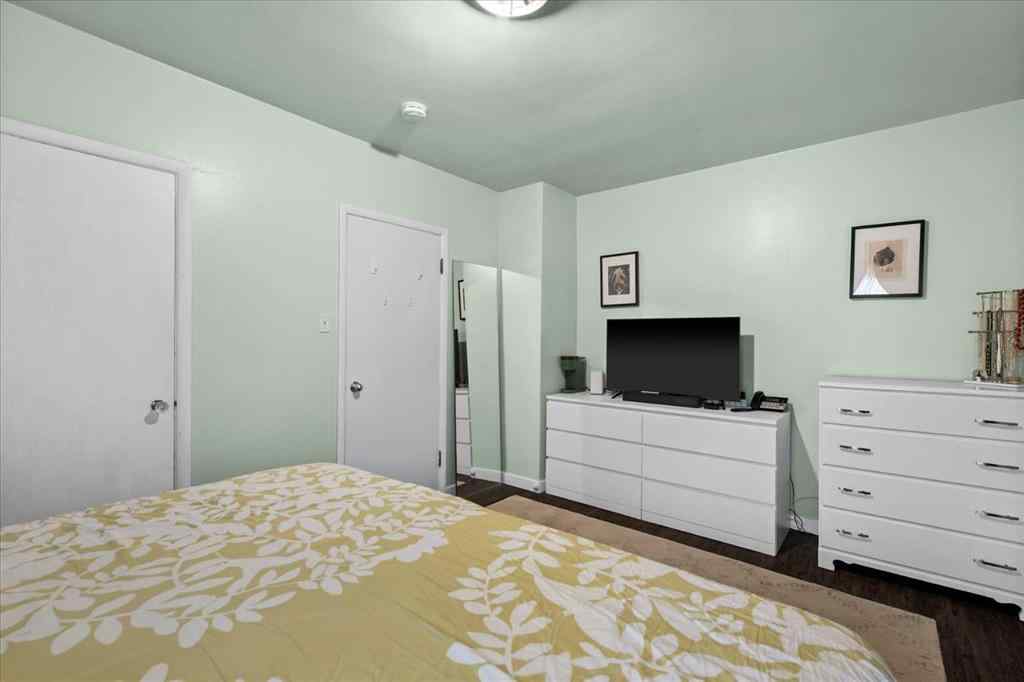 MLS® A2250152 - 527 29 Street NW in Parkdale Calgary, Residential