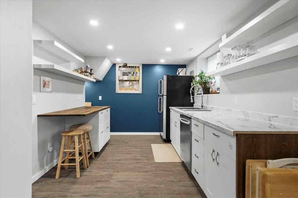 MLS® A2250152 - 527 29 Street NW in Parkdale Calgary, Residential