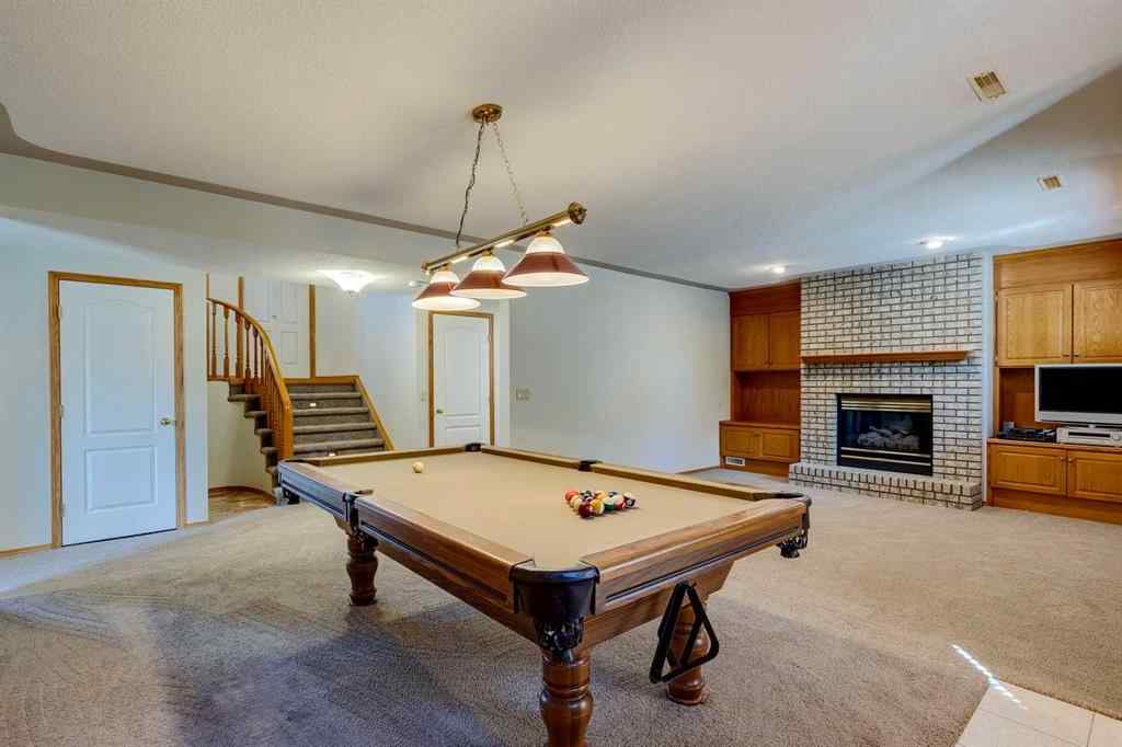 MLS® A2250154 - 285 Hawkstone Drive NW in Hawkwood Calgary, Residential
