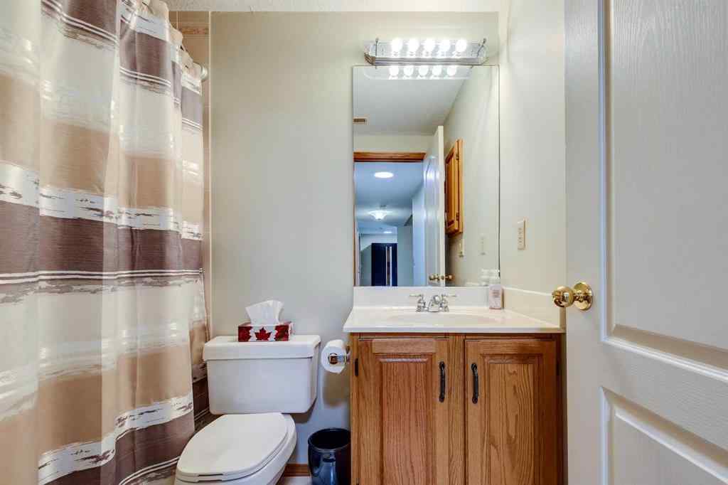MLS® A2250154 - 285 Hawkstone Drive NW in Hawkwood Calgary, Residential