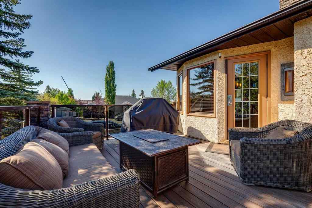 MLS® A2250154 - 285 Hawkstone Drive NW in Hawkwood Calgary, Residential