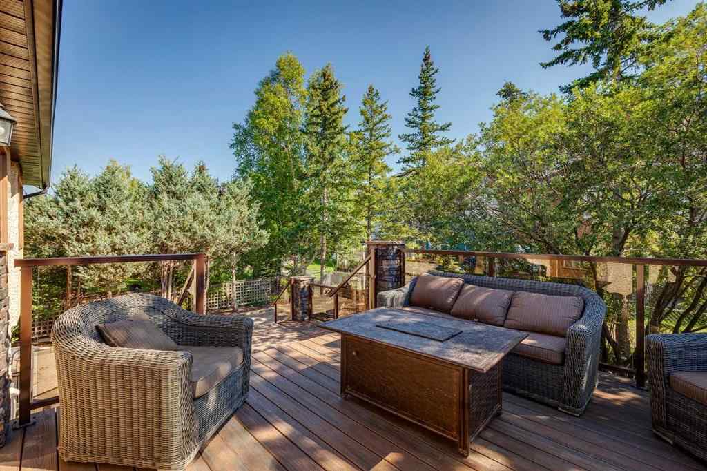 MLS® A2250154 - 285 Hawkstone Drive NW in Hawkwood Calgary, Residential