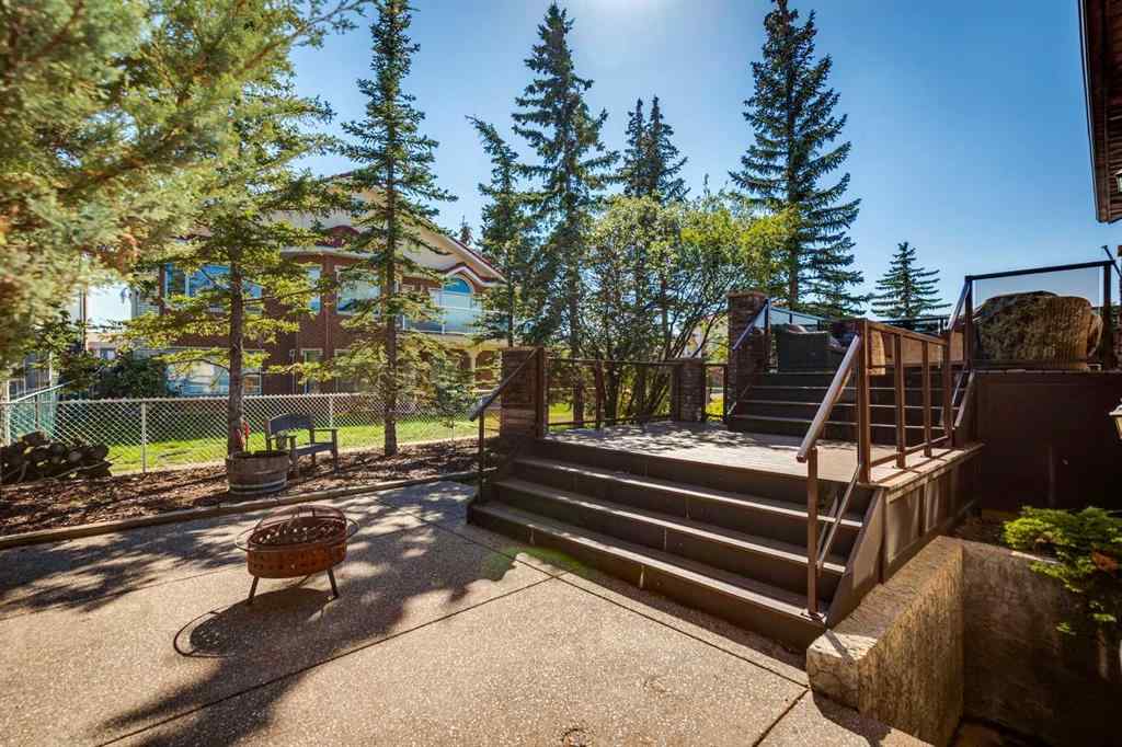 MLS® A2250154 - 285 Hawkstone Drive NW in Hawkwood Calgary, Residential