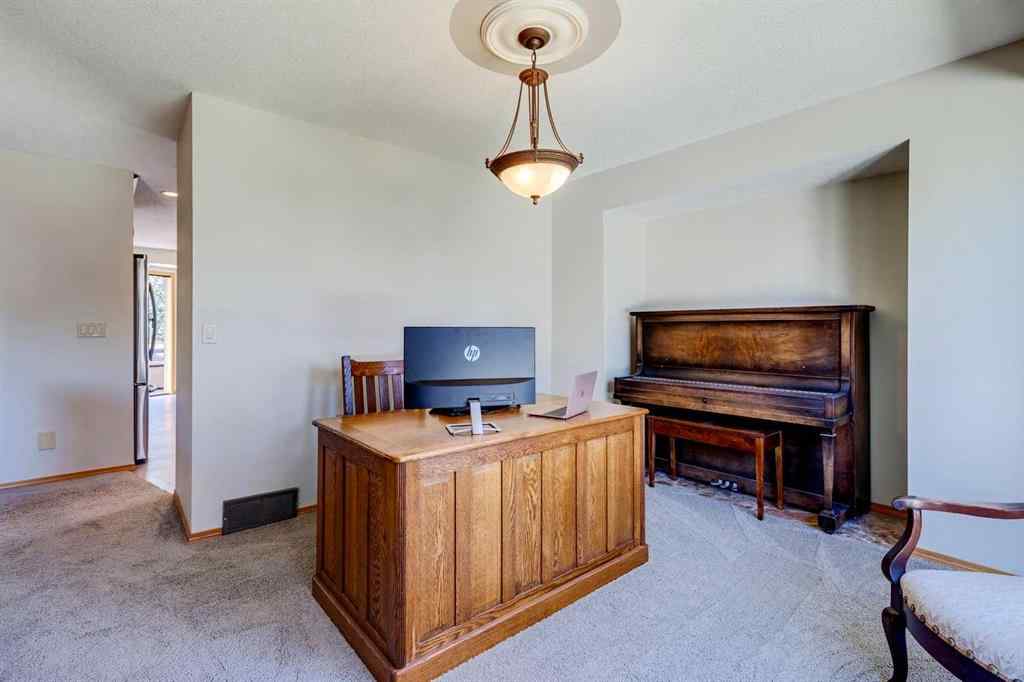MLS® A2250154 - 285 Hawkstone Drive NW in Hawkwood Calgary, Residential