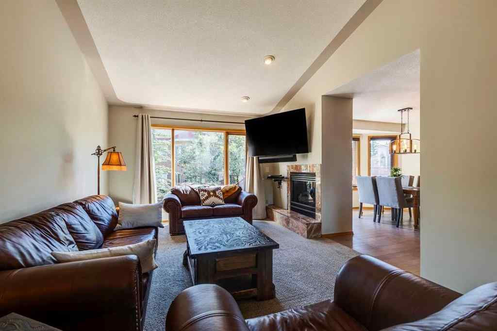 MLS® A2250154 - 285 Hawkstone Drive NW in Hawkwood Calgary, Residential