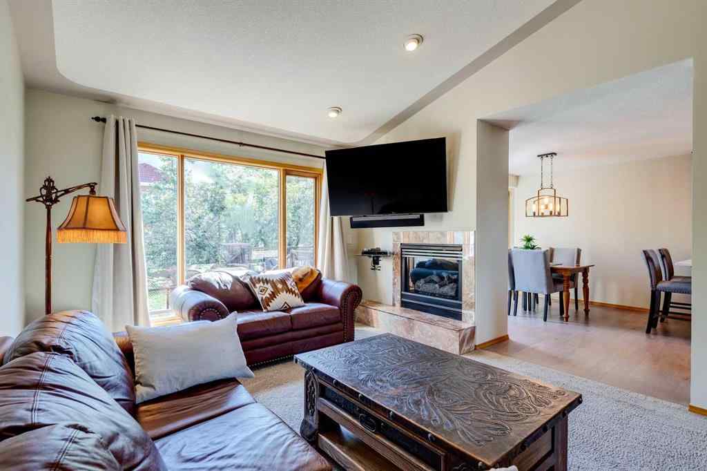 MLS® A2250154 - 285 Hawkstone Drive NW in Hawkwood Calgary, Residential