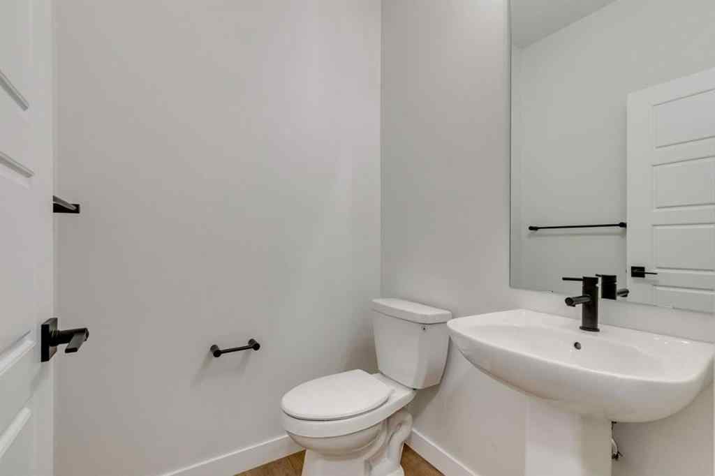 MLS® A2250164 - 60 Creekside Path SW in Pine Creek Calgary, Residential