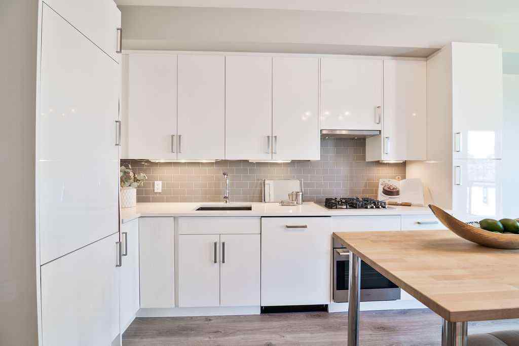 MLS® A2250165 - 515 4 Avenue NE in Bridgeland/Riverside Calgary, Commercial
