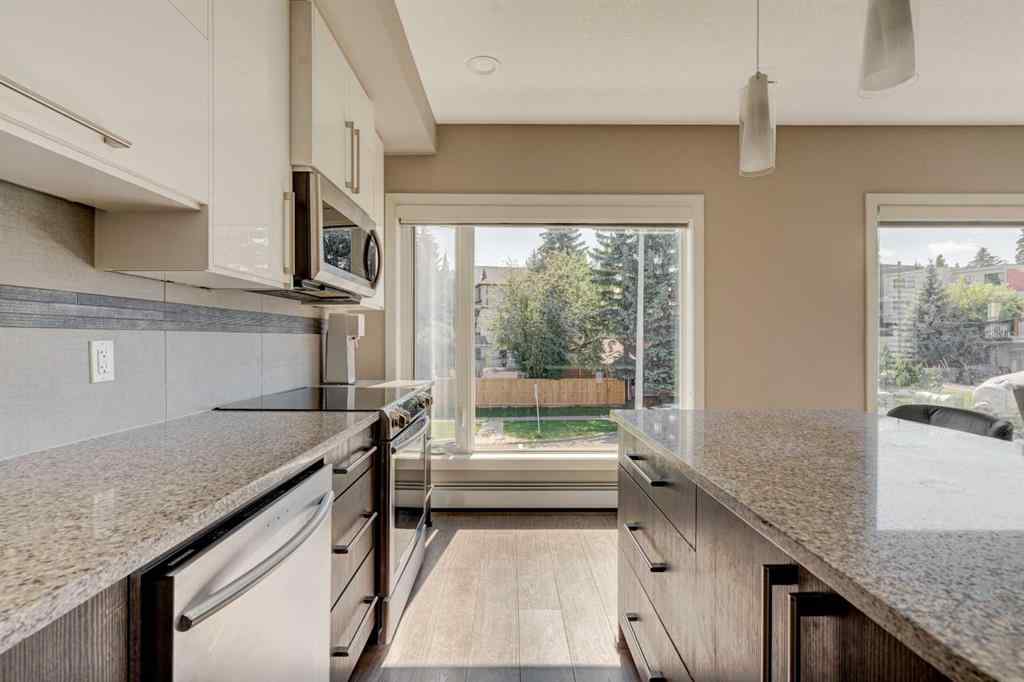 MLS® A2250168 - Unit #205 93 34 Avenue SW in Parkhill Calgary, Residential