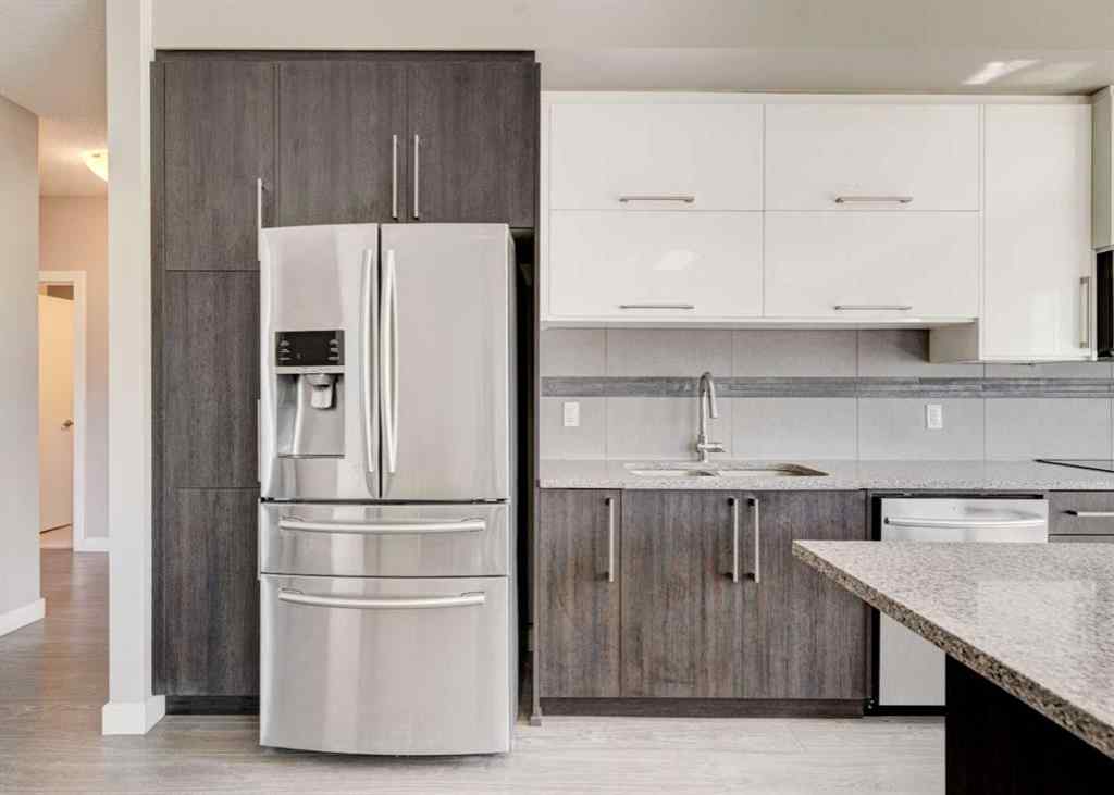 MLS® A2250168 - Unit #205 93 34 Avenue SW in Parkhill Calgary, Residential