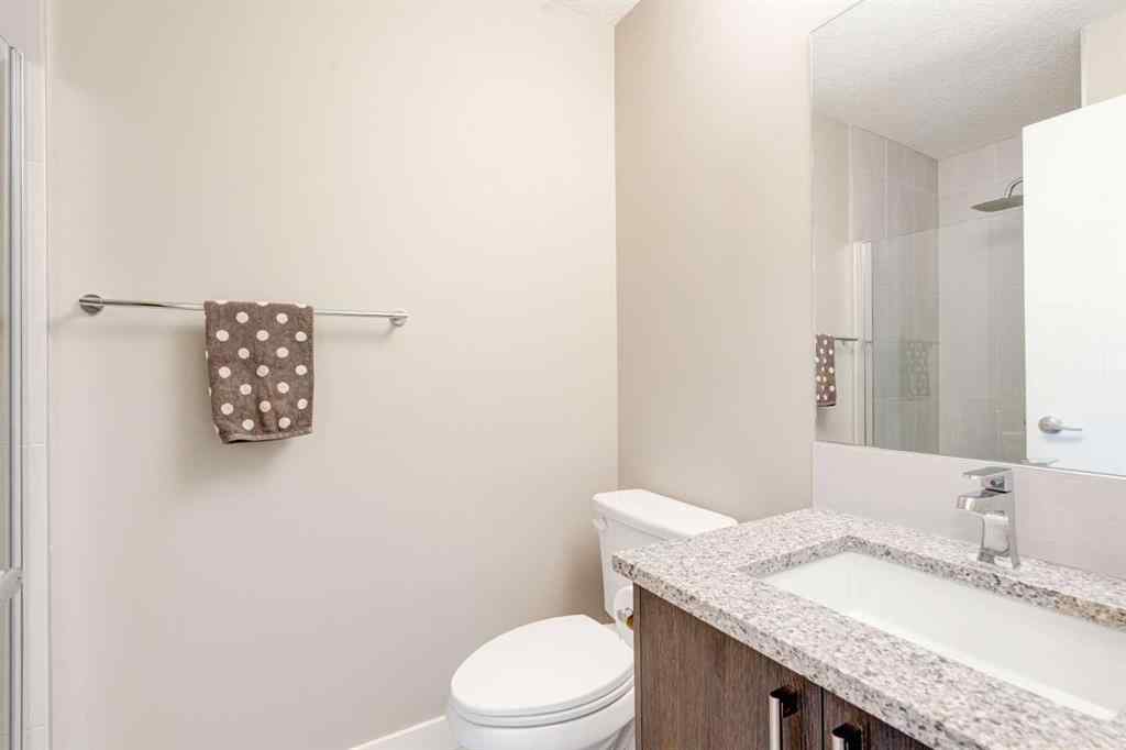MLS® A2250168 - Unit #205 93 34 Avenue SW in Parkhill Calgary, Residential