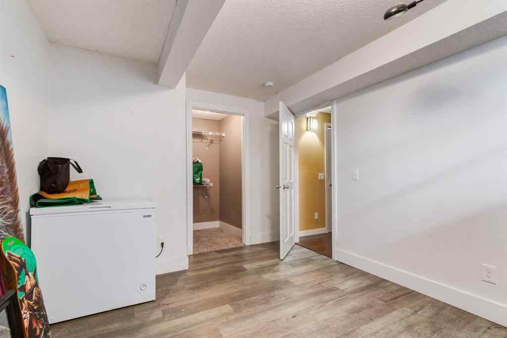 MLS® A2250180 - 35 Bridlecrest Manor SW in Bridlewood Calgary, Residential