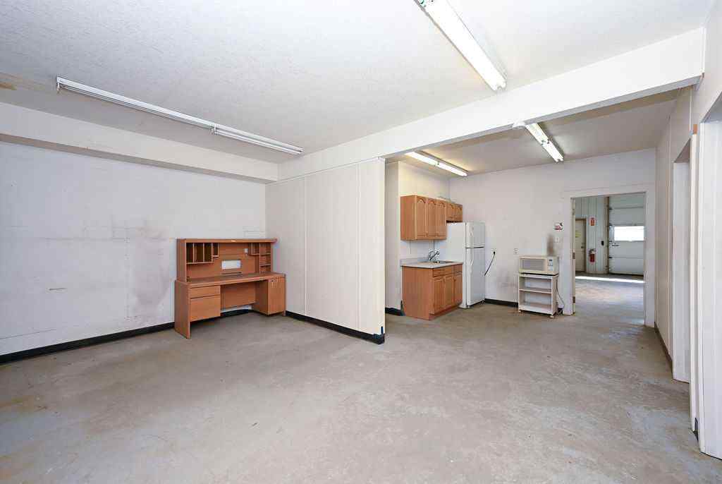 MLS® A2250182 - 5902 Alexander Avenue  in Athabasca Town Athabasca, Commercial