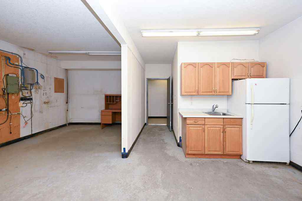 MLS® A2250182 - 5902 Alexander Avenue  in Athabasca Town Athabasca, Commercial