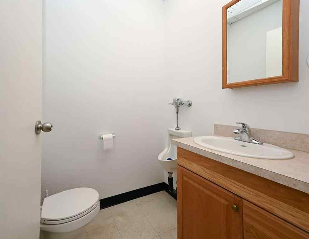 MLS® A2250182 - 5902 Alexander Avenue  in Athabasca Town Athabasca, Commercial