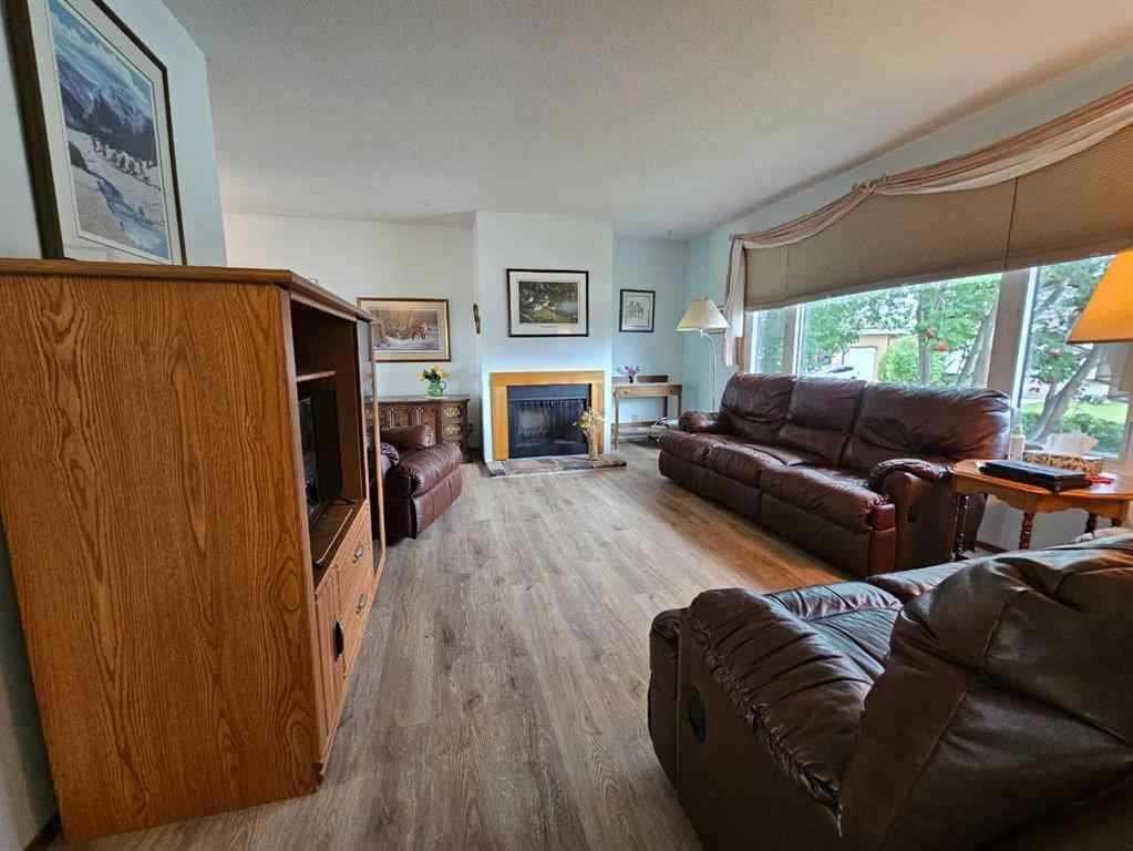 MLS® A2250186 - 5201 42 Street  in NONE Olds, Residential