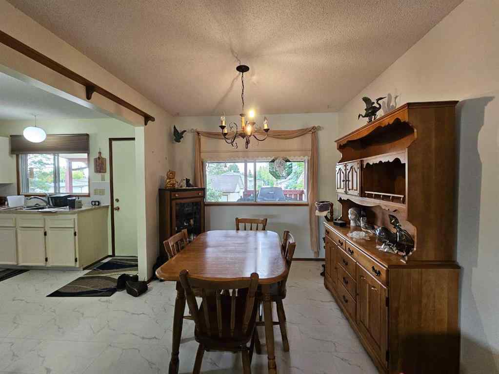 MLS® A2250186 - 5201 42 Street  in NONE Olds, Residential