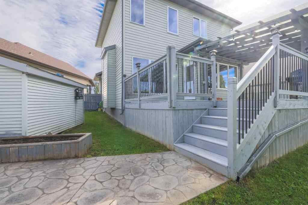 MLS® A2250192 - 6810 59 Street Close  in NONE Rocky Mountain House, Residential