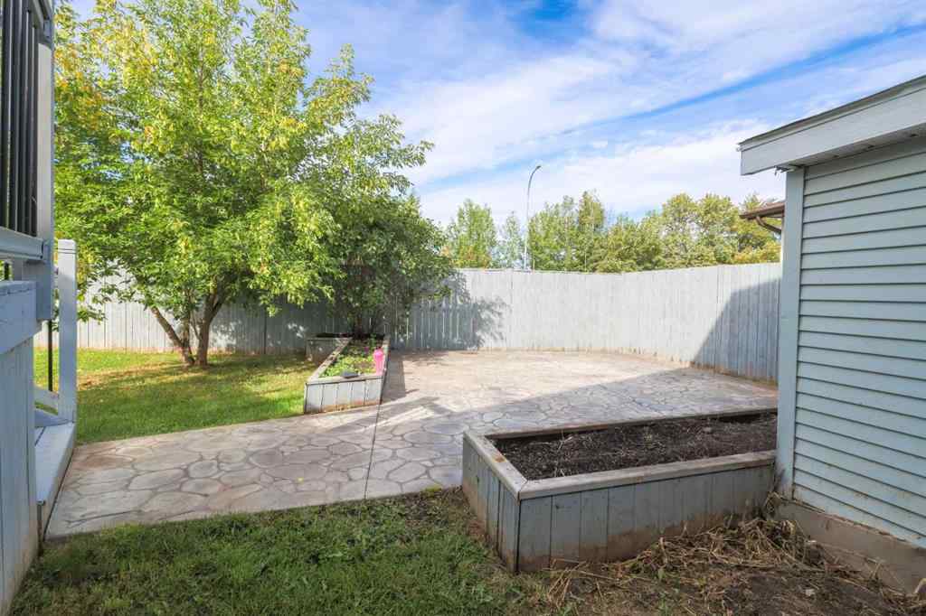 MLS® A2250192 - 6810 59 Street Close  in NONE Rocky Mountain House, Residential