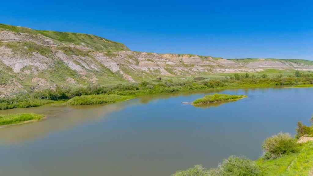 MLS® A2250196 - 235 5 Street  in East Coulee Drumheller, Residential