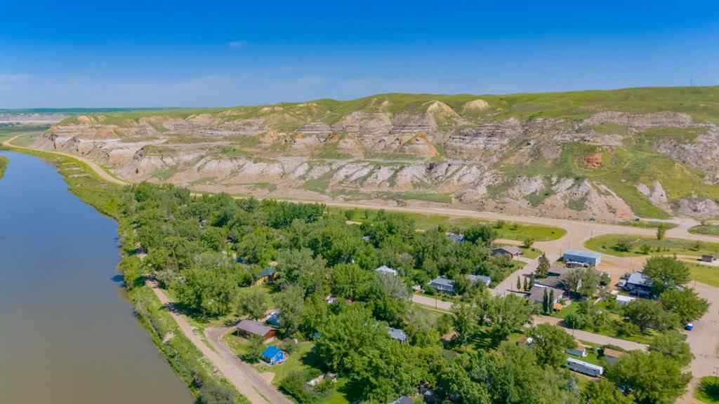 MLS® A2250196 - 235 5 Street  in East Coulee Drumheller, Residential