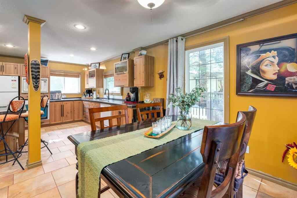MLS® A2250196 - 235 5 Street  in East Coulee Drumheller, Residential