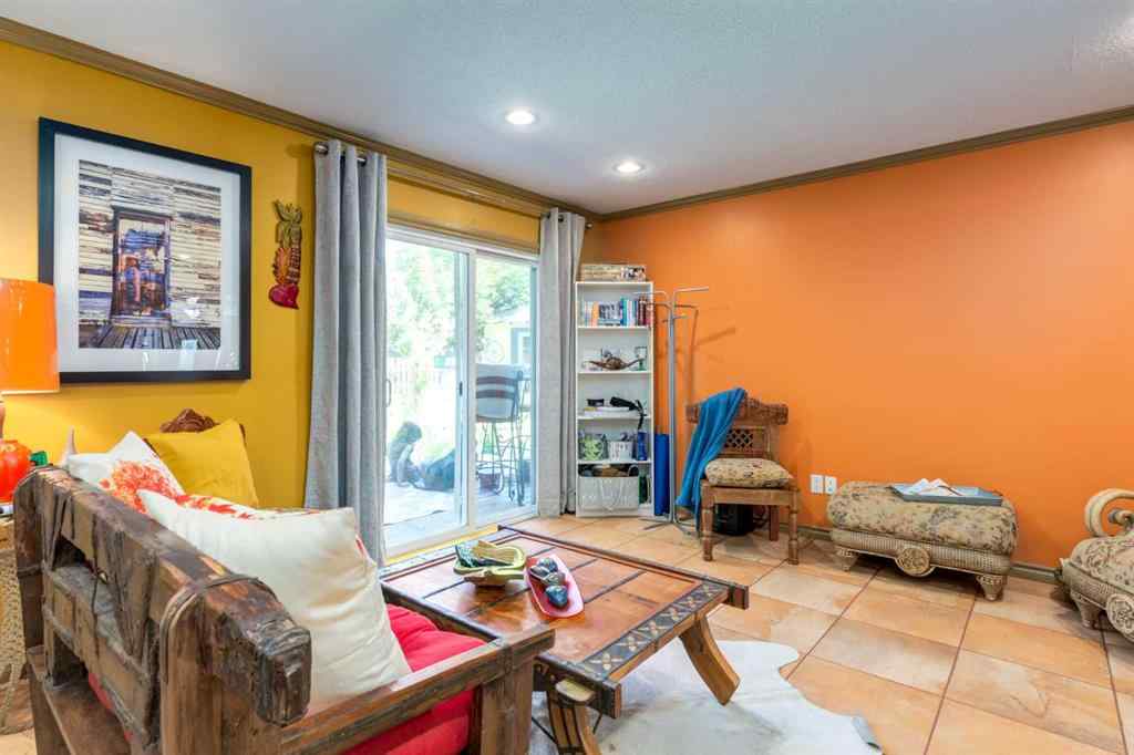 MLS® A2250196 - 235 5 Street  in East Coulee Drumheller, Residential