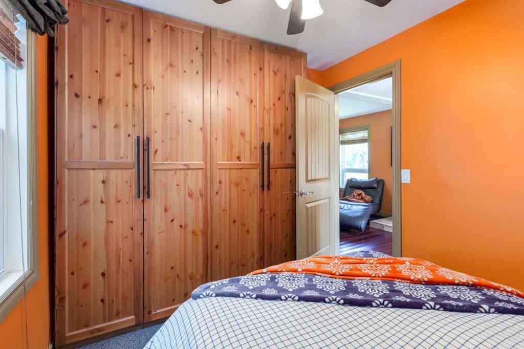 MLS® A2250196 - 235 5 Street  in East Coulee Drumheller, Residential