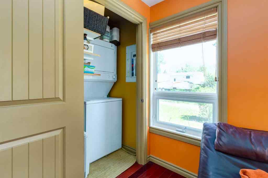MLS® A2250196 - 235 5 Street  in East Coulee Drumheller, Residential