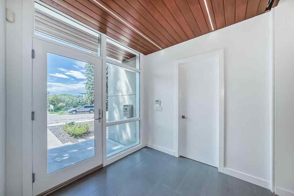 MLS® A2250201 - 3216 5 Street NW in Mount Pleasant Calgary, Residential