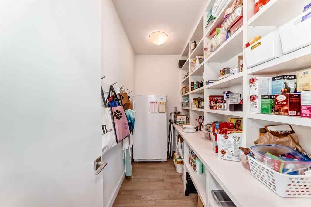 MLS® A2250201 - 3216 5 Street NW in Mount Pleasant Calgary, Residential