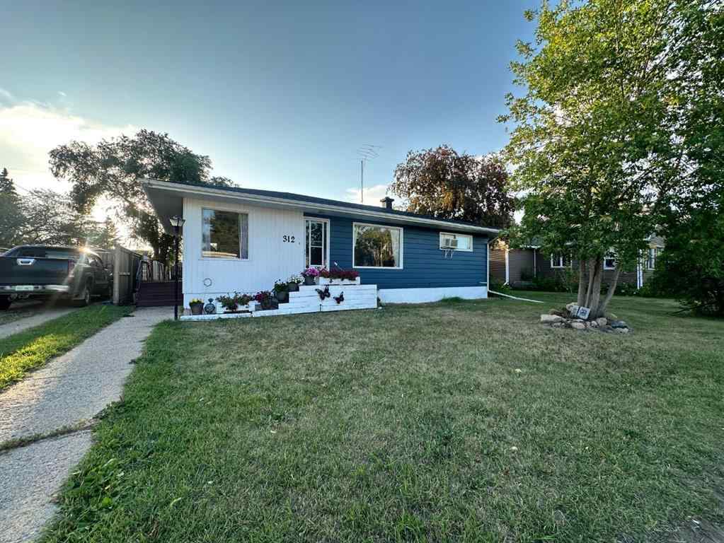 MLS® A2250204 - 312 Main Street  in NONE Maidstone, Residential