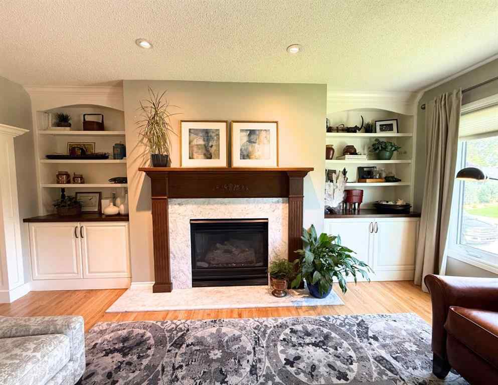 MLS® A2250205 - 10839 Mapleford Road SE in Maple Ridge Calgary, Residential