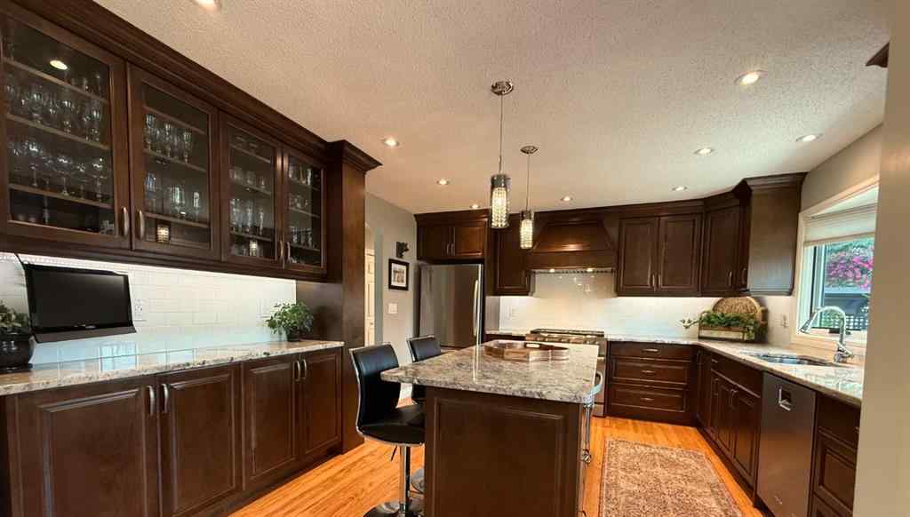 MLS® A2250205 - 10839 Mapleford Road SE in Maple Ridge Calgary, Residential