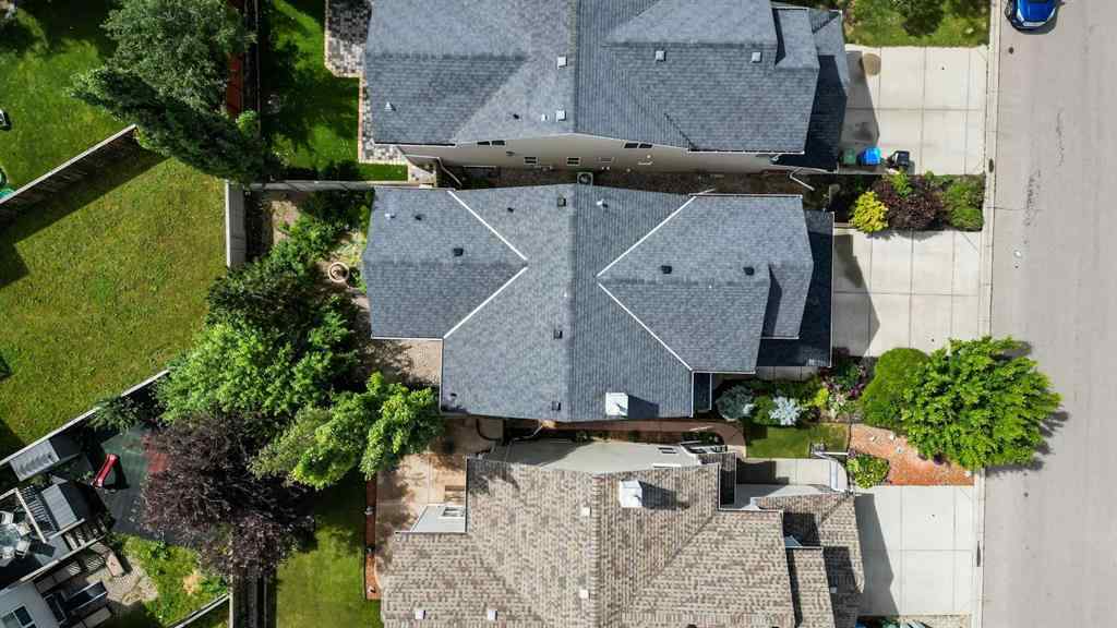 MLS® A2250210 - 8025 Cougar Ridge Avenue SW in Cougar Ridge Calgary, Residential