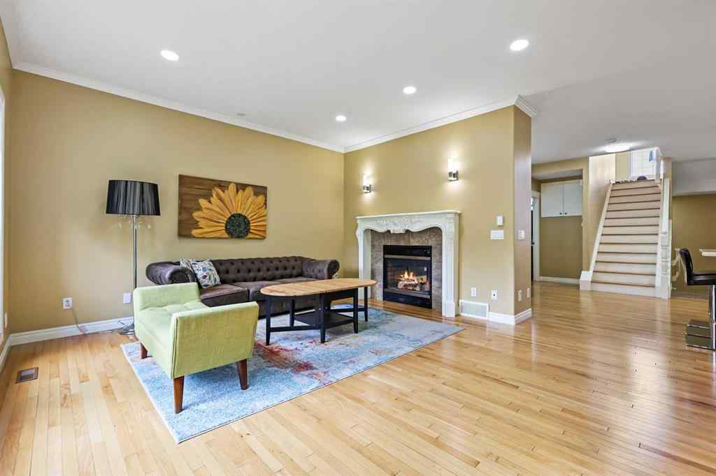 MLS® A2250210 - 8025 Cougar Ridge Avenue SW in Cougar Ridge Calgary, Residential