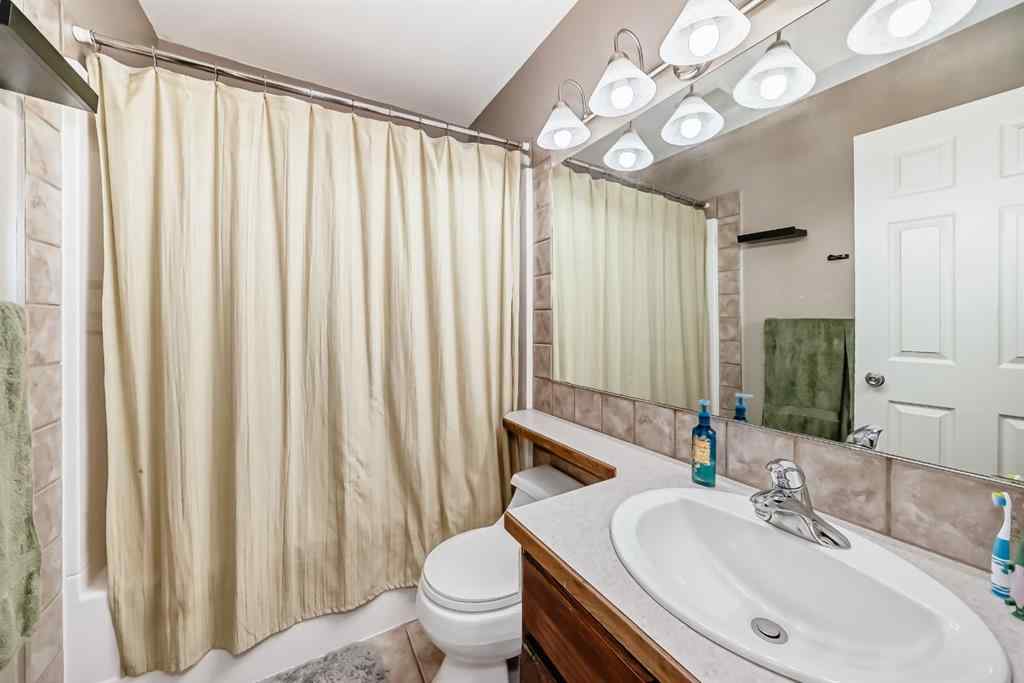 MLS® A2250214 - Unit #215 4037 42 Street NW in Varsity Calgary, Residential
