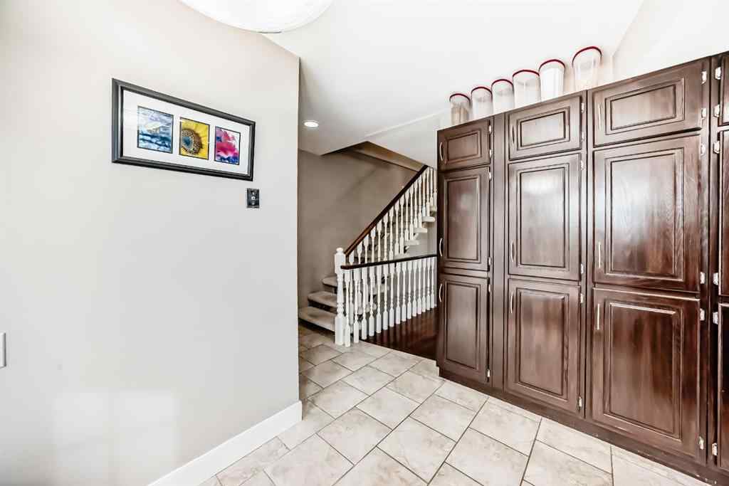 MLS® A2250214 - Unit #215 4037 42 Street NW in Varsity Calgary, Residential
