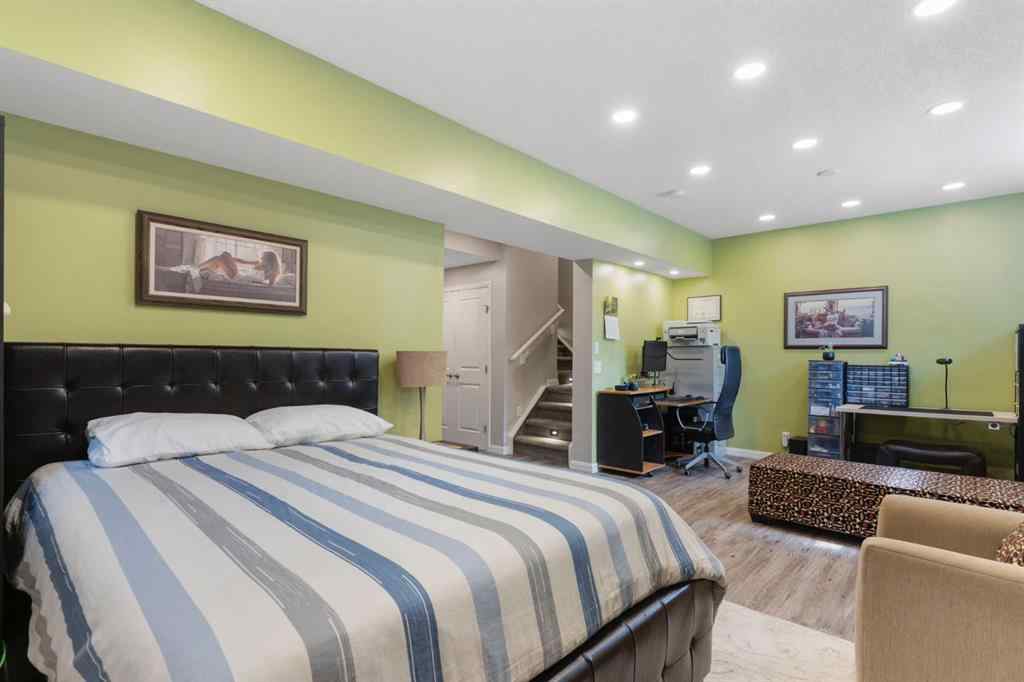 MLS® A2250217 - 33 Sundown Grove  in Sunset Ridge Cochrane, Residential