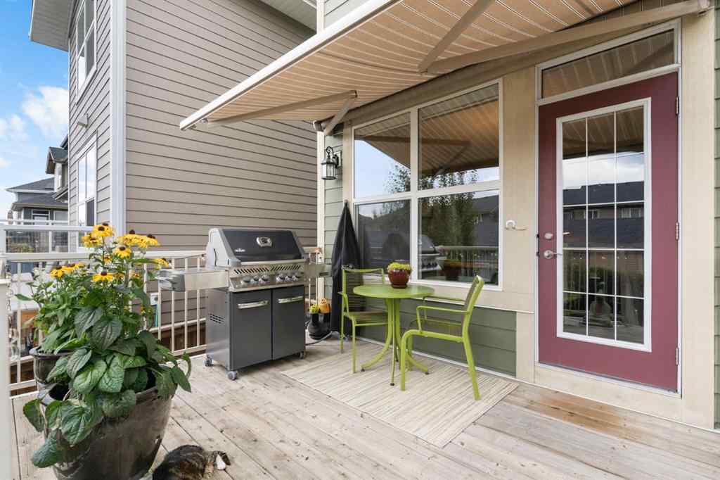 MLS® A2250217 - 33 Sundown Grove  in Sunset Ridge Cochrane, Residential