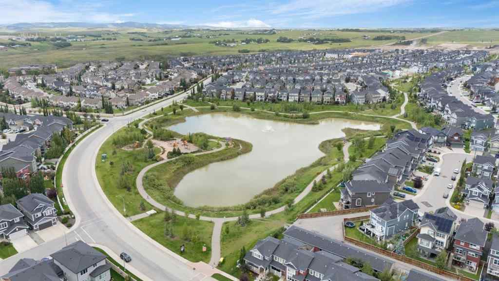 MLS® A2250217 - 33 Sundown Grove  in Sunset Ridge Cochrane, Residential