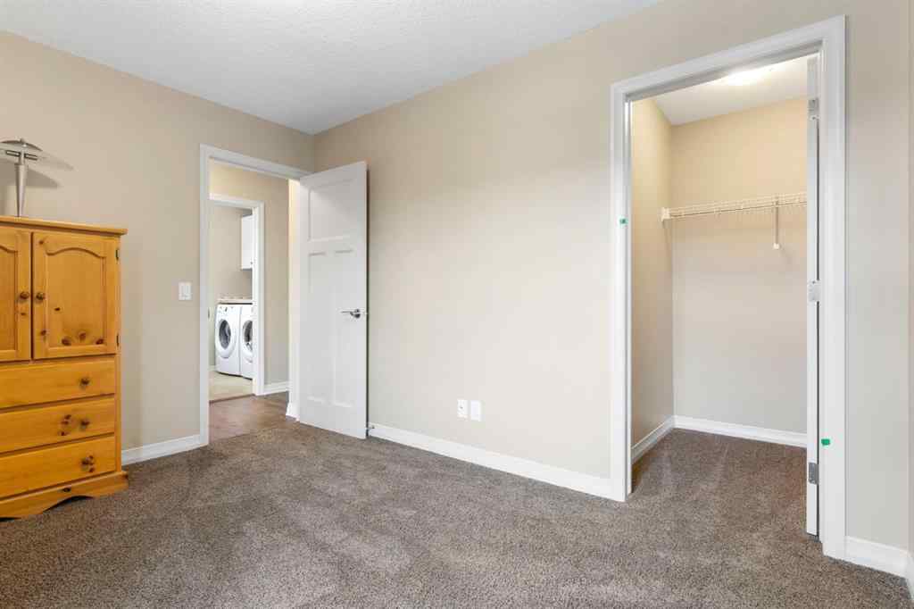 MLS® A2250217 - 33 Sundown Grove  in Sunset Ridge Cochrane, Residential