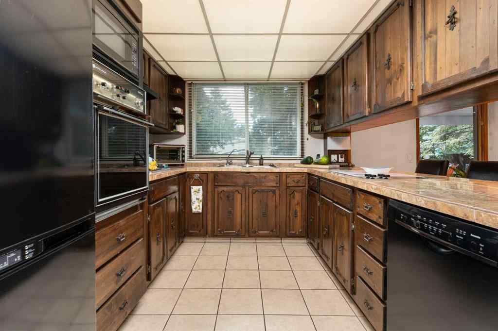 MLS® A2250223 - 3810 64 Street  in Marler Camrose, Residential