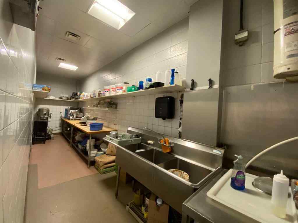 MLS® A2250225 - 5036 46 Avenue  in NONE Taber, Commercial